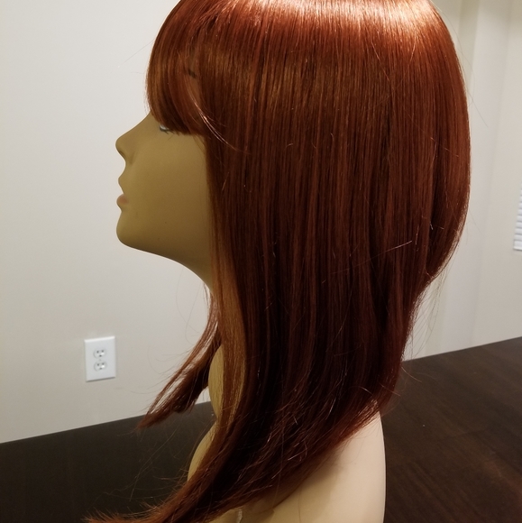 Wig - Picture 5 of 6